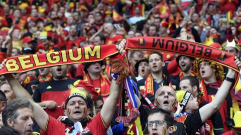 RADIO EURO 28/6: Bỉ vào tứ kết, CĐV đột tử