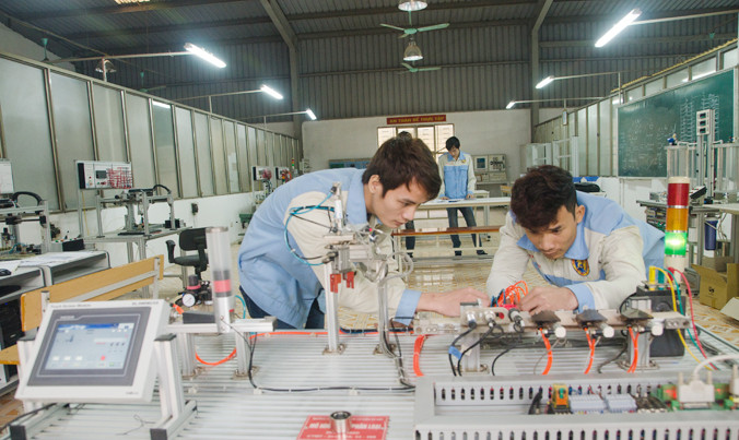 Nhiều năm gần đây, một số trường nghề đã hoạt động hiệu quả.