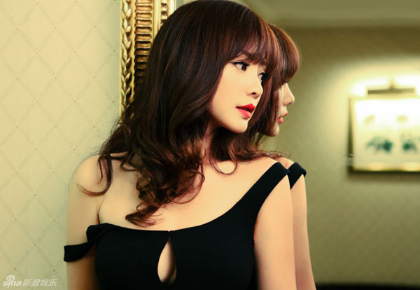 Nữ diễn viên Liễu Nham đẹp quyến rũ