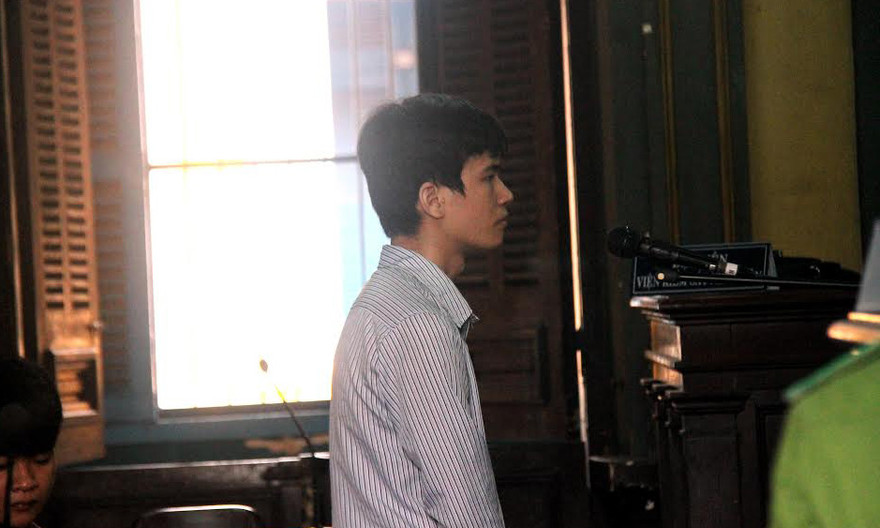 Văn Công Bảo tại phiên tòa sáng nay 28/9. Ảnh: Tân Châu.