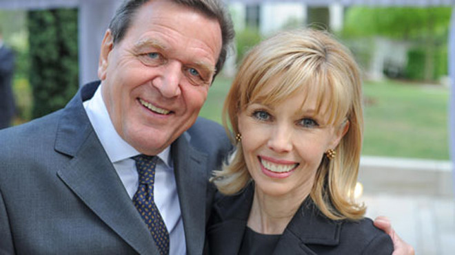 Vợ chồng nhà Schroeder thuở còn mặn nồng.