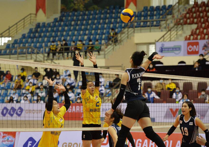 Thông tin FLC tiếp tục có chiến thắng quan trọng 3-0 trước Ninh Bình Doveco để ghi tên vào trận chung kết (Ảnh: CuongPV)