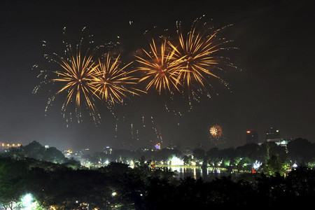 Hà Nội cũng như những tình thành khác sẽ không bắn pháo hoa trong đêm giao thừa