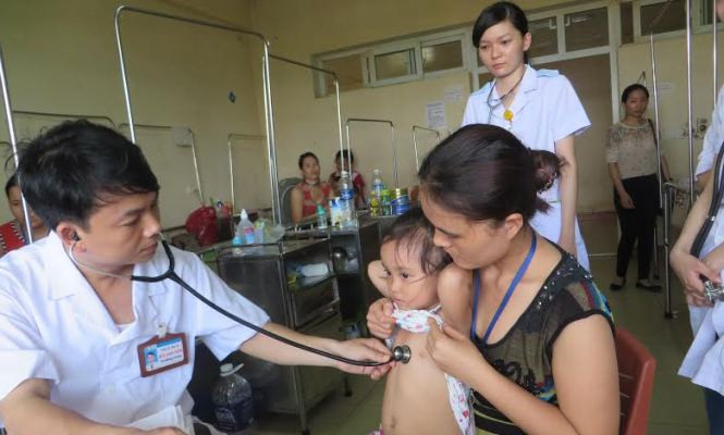 Nắng nóng bất thường, bệnh nhi tăng gấp ba lần