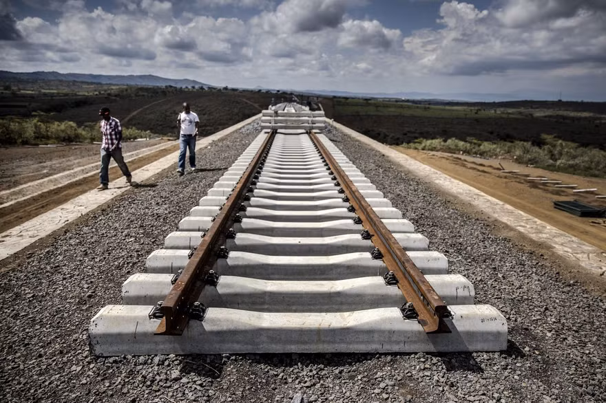 Tuyến đường sắt kết thúc ở Duka Moja, Kenya. (Ảnh: Bloomberg)