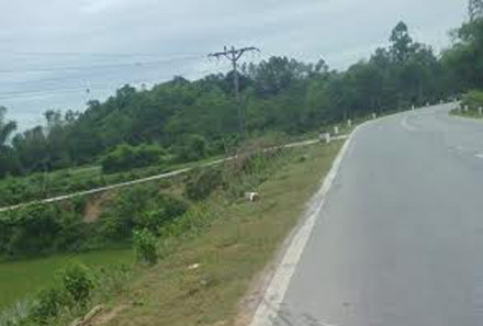 Đoạn đường nơi xảy ra vụ tai nạn thương tâm. 