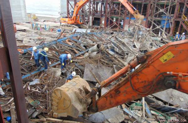 Hiện trường vụ sập giàn giáo Formosa ngày 25/3 chôn vùi sinh mạng 13 công nhân. Ảnh: Đức Hùng