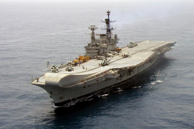 Tàu sân bay INS Viraat của Ấn Độ (Ảnh: indianavy)