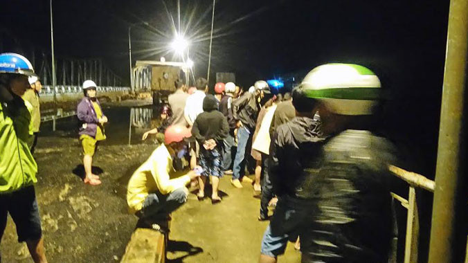 Hiện trường nơi nam thanh niên nhảy cầu tự tử.