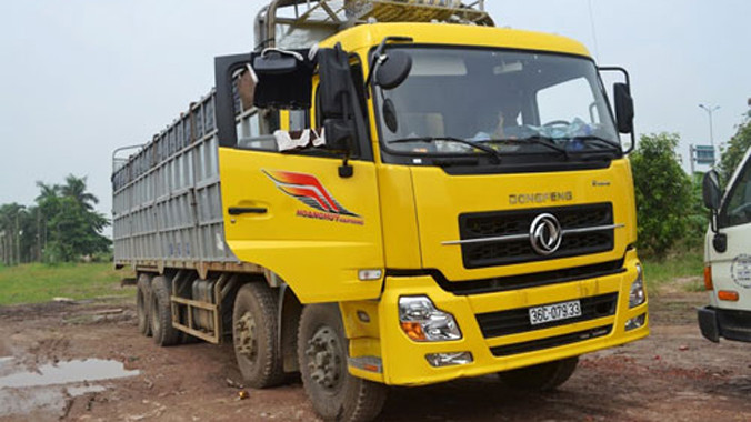 Xe tải 36C-09733 chở vượt tải hơn 100% bị TTGT tạm giữ