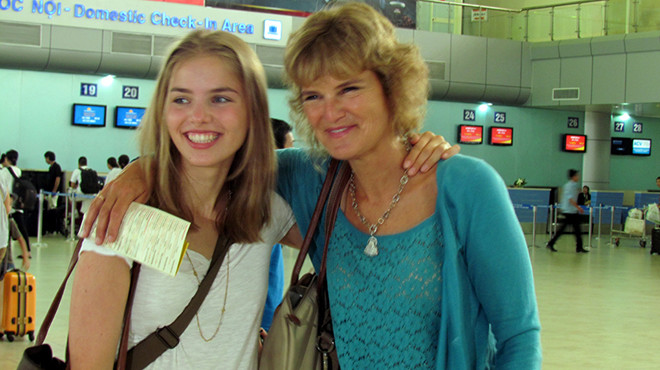 Bà Annette và con gái Joosie Lupa, 17 tuổi