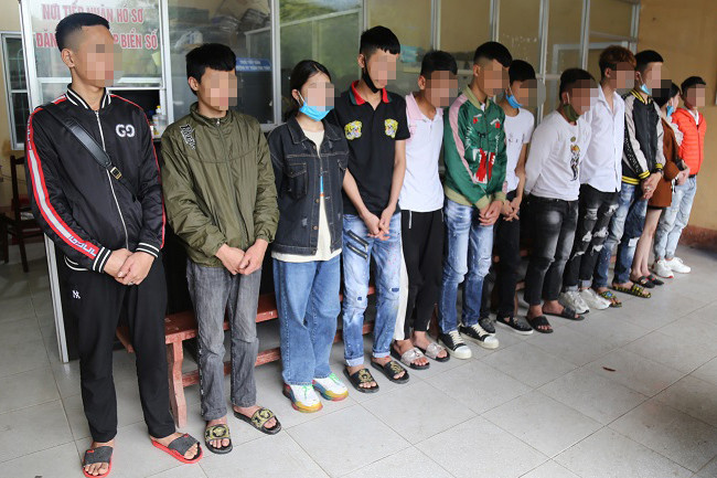 Các đối tượng tại cơ quan công an. Ảnh Công an Vĩnh Phúc