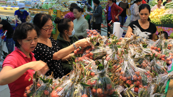 Hệ thống siêu thị Coop Mart đẩy mạnh tiêu thụ vải 