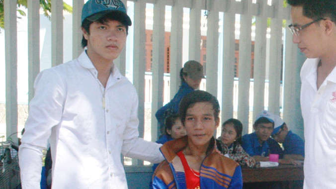 Blúp 24 trong ngày làm thủ tục chuẩn bị thi