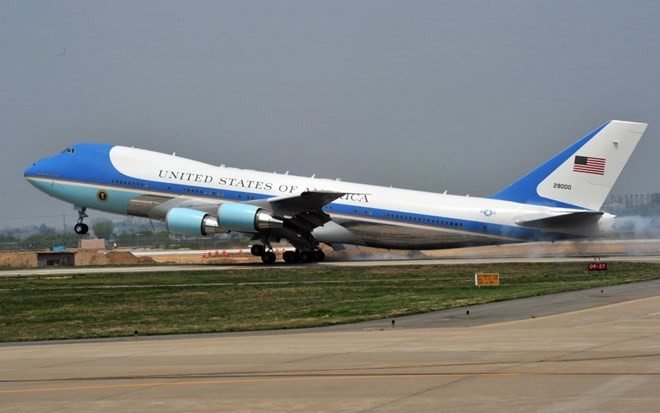 Bản tin 8H: Ông Trump muốn hủy hợp đồng chuyên cơ Air Force One