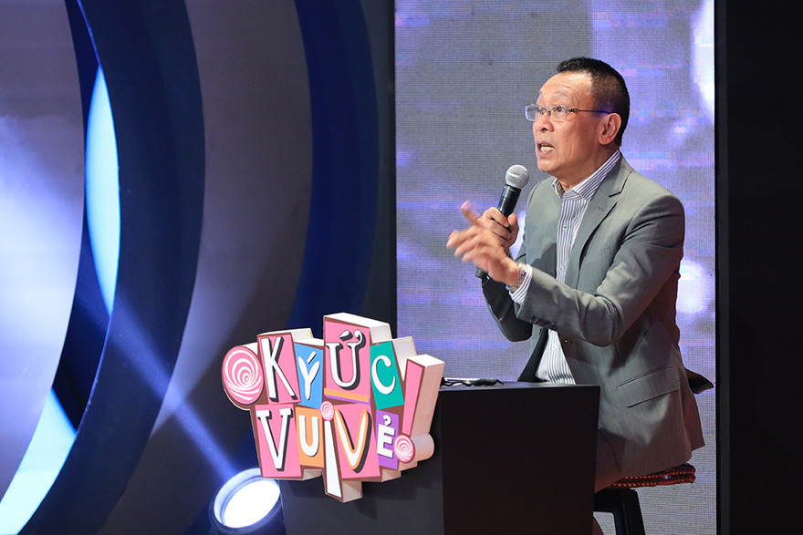 Nhà báo Lại Văn Sâm.