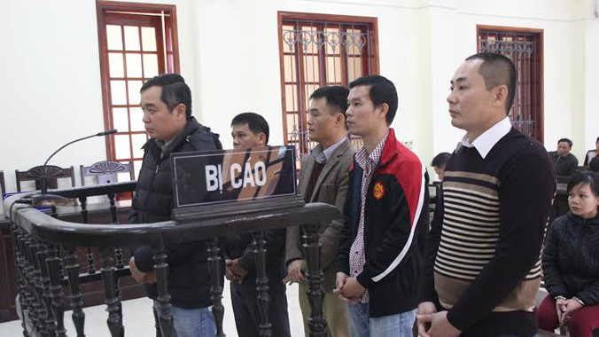 Giám đốc chế tạo chíp ăn bớt xăng dầu lĩnh án 24 tháng tù