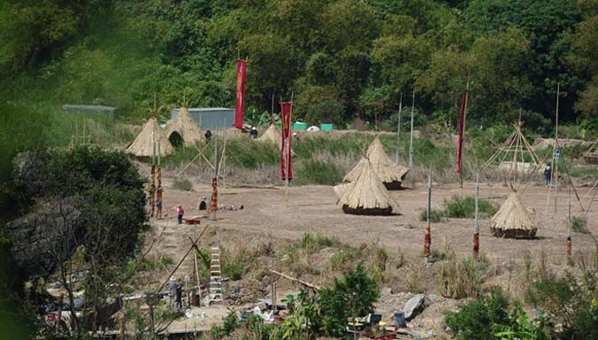 Lều tre trên phim trường King Kong tại Ninh Bình.