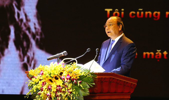 Thủ tướng Nguyễn Xuân Phúc phát biểu tại hội nghị.