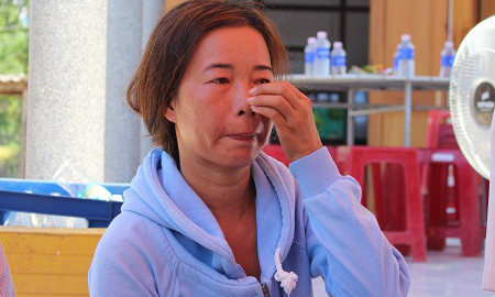 Chị Hồ Ngọc Thủy cố giữ cho mình không gục ngã trước sự ra đi của con gái.