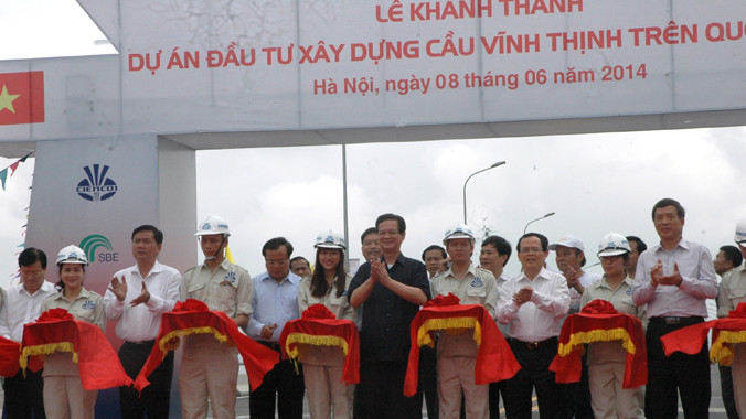 Lễ khánh thành cầu Vĩnh Thịnh sáng 8/6. Ảnh: S.L