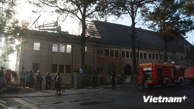 Hiện trường vụ cháy. (Ảnh: Đặng Tuấn/Vietnam+) 