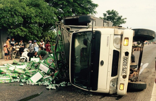 Hiện trường vụ tai nạn. Ảnh: Trương Chung.