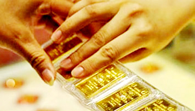 Cuối tuần, thị trường vàng và USD trầm lắng