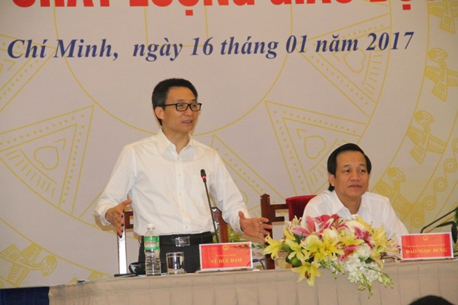 Phó thủ tướng Vũ Đức Đam trình bày tại Hội nghị