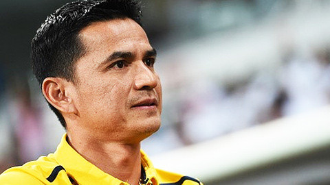 LĐBĐ Thái Lan bật đèn xanh để Kiatisak ra đi