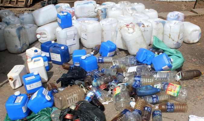 Lô hóa chất đã sử dụng của công ty Hoàng Nguyên.