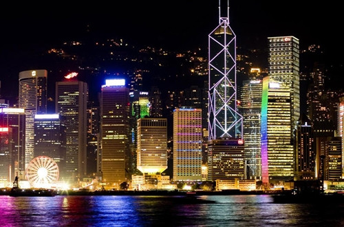 Giá bất động sản được thầy phong thủy dự báo giảm nhẹ đầu năm nay. Ảnh: Smilikiti 