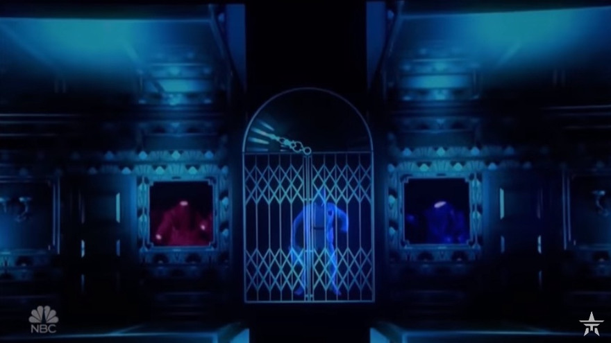 Một cảnh trong tiết mục vũ đạo "thực tế ảo". Ảnh cắt từ video