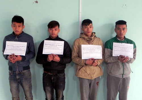 Bốn đối tượng cướp ở vùng biên. Ảnh: ĐQ