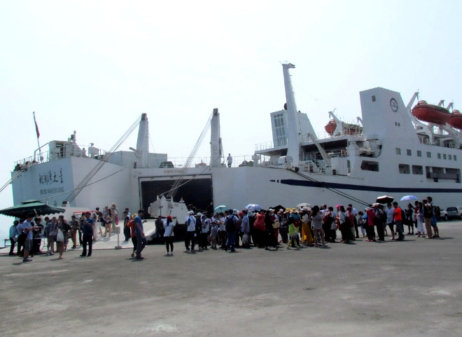 Tàu Bei Bu Wan Zhi Xing ở cảng Nha Trang 