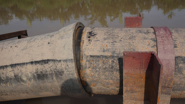 Đường ống nước D400 bị gãy ngày 11/8