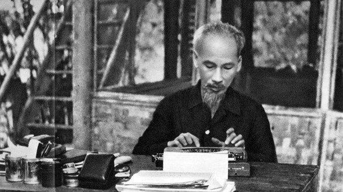 Từ chiếc máy đánh chữ của Người đã ra đời nhiều văn kiện liên quan đến vận mệnh đất nước