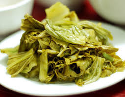 Những lưu ý khi ăn dưa chua để tránh ngộ độc 