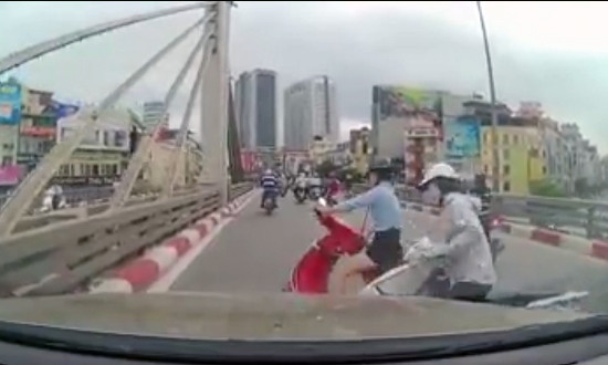 Ảnh cắt từ video.