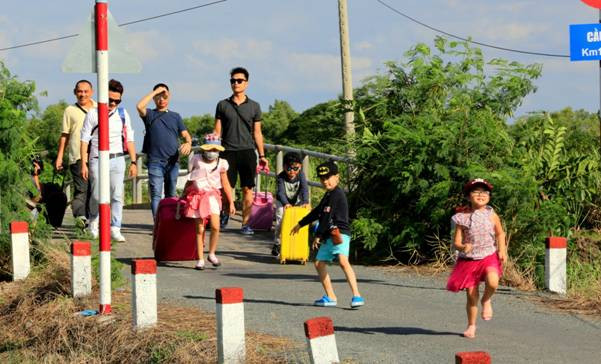 Bốn cặp bố con xuất hiện trong mùa 4 "Bố ơi mình đi đâu thế"