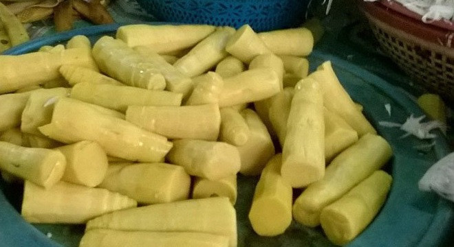 Hà Nội kiểm tra măng nhuộm chất vàng ô