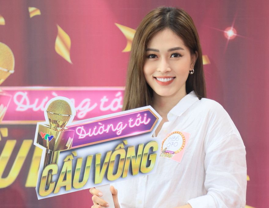 Á hậu Phương Nga thi tuyển MC "Đường tới cầu vồng" 2020