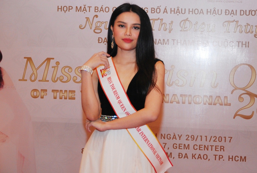 Thay Hoa hậu Ngân Anh, Á hậu Diệu Thùy thi Nữ Hoàng du lịch Quốc tế 2017