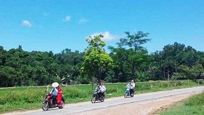 Màn rước dâu bằng xe máy có '1-0-2' ở Nghệ An giữa mùa dịch