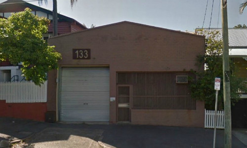 Bề ngoài tầm thường của căn nhà. Ảnh: Mirror.