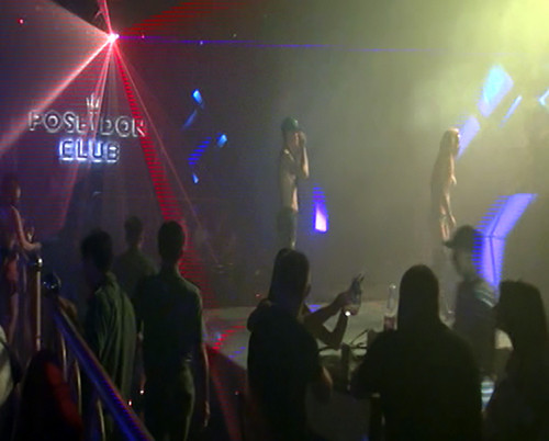 Quán bar tại thời điểm cảnh sát kiểm tra