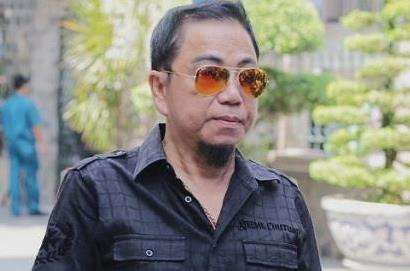 Danh hài Hồng Tơ