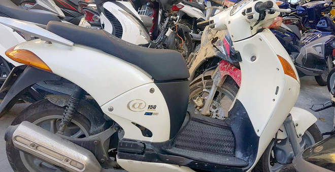 Người phụ nữ nhảy cầu sau khi bị nhóm cho vay nặng lãi uy hiếp