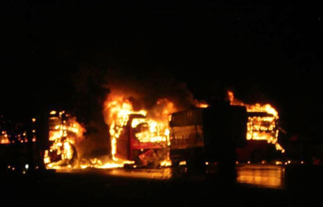 Hiện trường vụ tai nạn kinh hoàng. Ảnh cắt từ clip