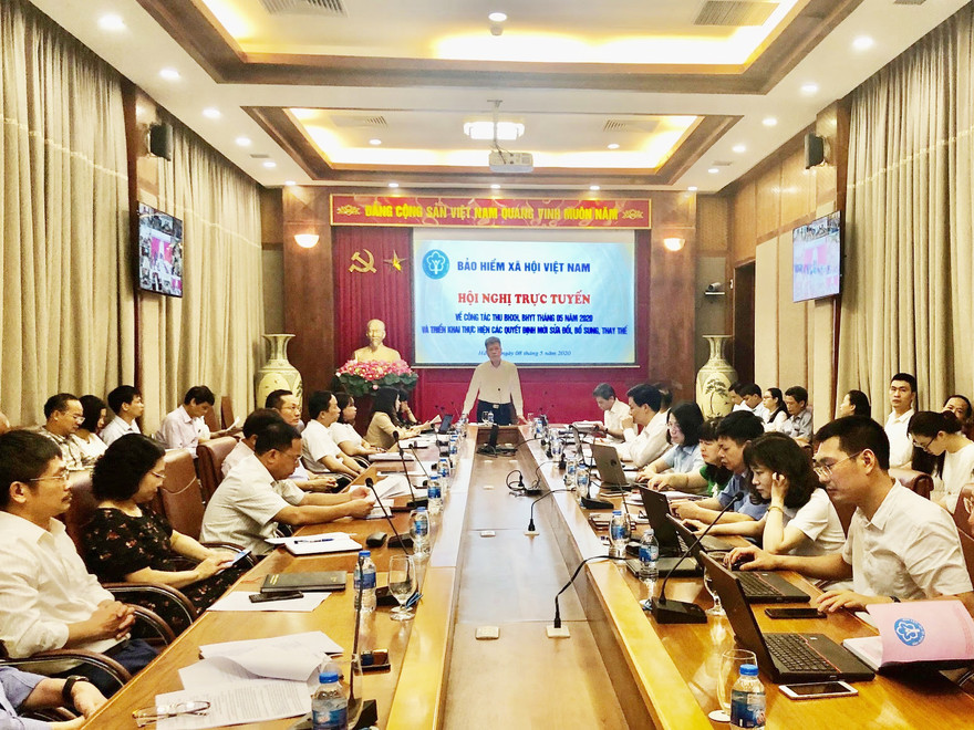 Phó Tổng Giám đốc BHXH Việt Nam Trần Đình Liệu phát biểu tại hội nghị ngày 8/5